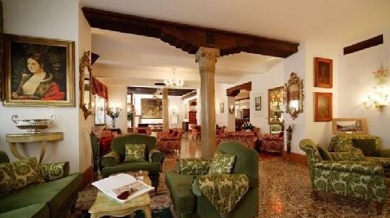 <b>Hotel Giorgione Lobby</b>. Images powered by <a href="https://iceportal.shijigroup.com/" title="IcePortal" target="_blank">IcePortal</a>.