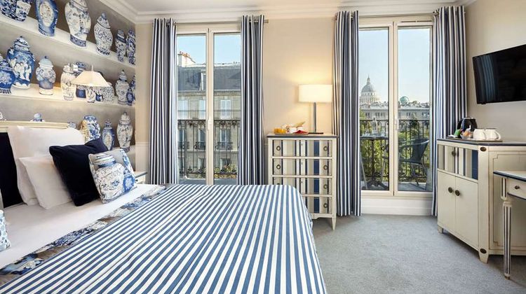 Le Relais St Jacques Hotel Room