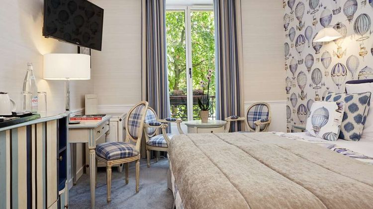 Le Relais St Jacques Hotel Room