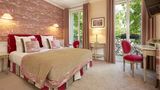 <b>Le Relais St Jacques Hotel Room</b>. Images powered by <a href="https://iceportal.shijigroup.com/" title="IcePortal" target="_blank">IcePortal</a>.