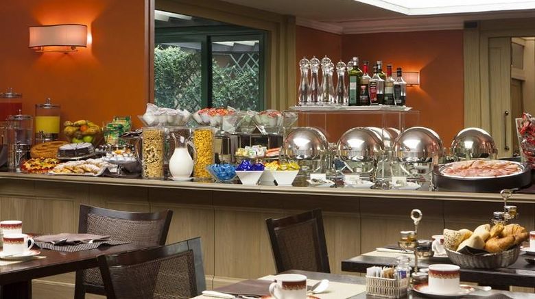 <b>Hotel dei Borgognoni Roma Restaurant</b>. Images powered by <a href="https://iceportal.shijigroup.com/" title="IcePortal" target="_blank">IcePortal</a>.
