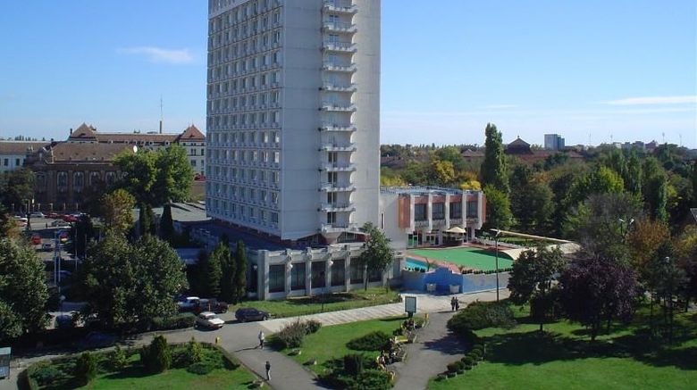 <b>North Star Continental Resort Exterior</b>. Images powered by <a href="https://iceportal.shijigroup.com/" title="IcePortal" target="_blank">IcePortal</a>.