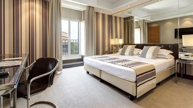 Marcella Royal Hotel Room
