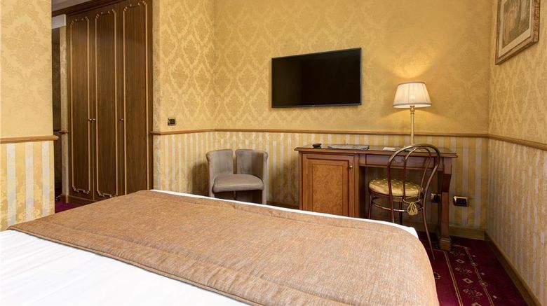 <b>Marcella Royal Hotel Room</b>. Images powered by <a href="https://iceportal.shijigroup.com/" title="IcePortal" target="_blank">IcePortal</a>.