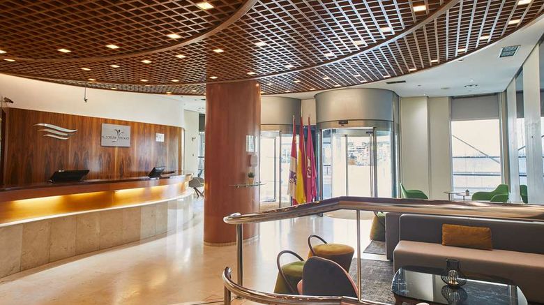 <b>Silken Luis de Leon Lobby</b>. Images powered by <a href="https://iceportal.shijigroup.com/" title="IcePortal" target="_blank">IcePortal</a>.