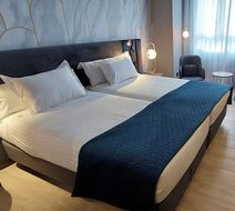 Silken Luis de Leon Room