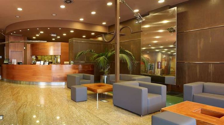 Silken Monumental Naranco Lobby