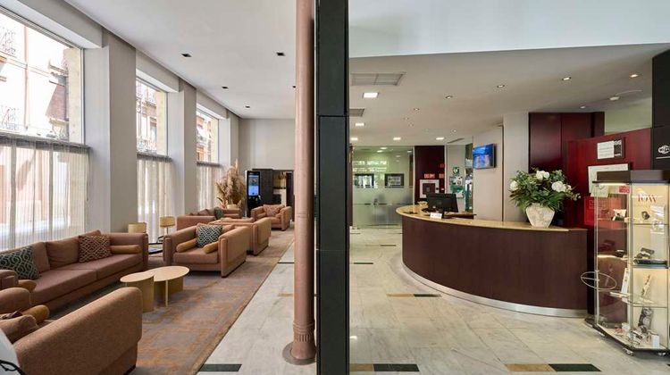 Catalonia El Pilar Lobby
