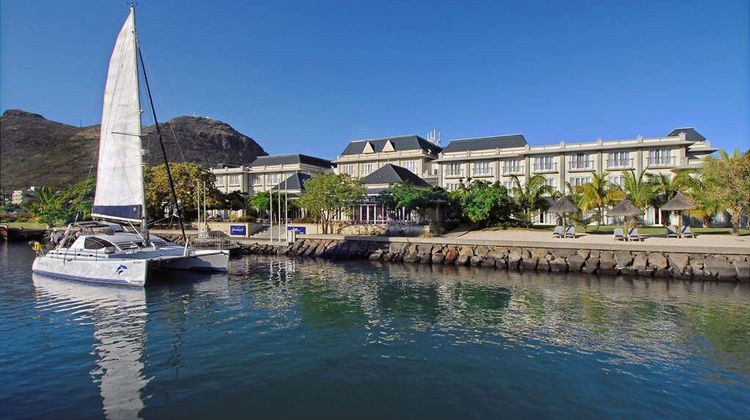 Le Suffren Hotel & Marina Exterior