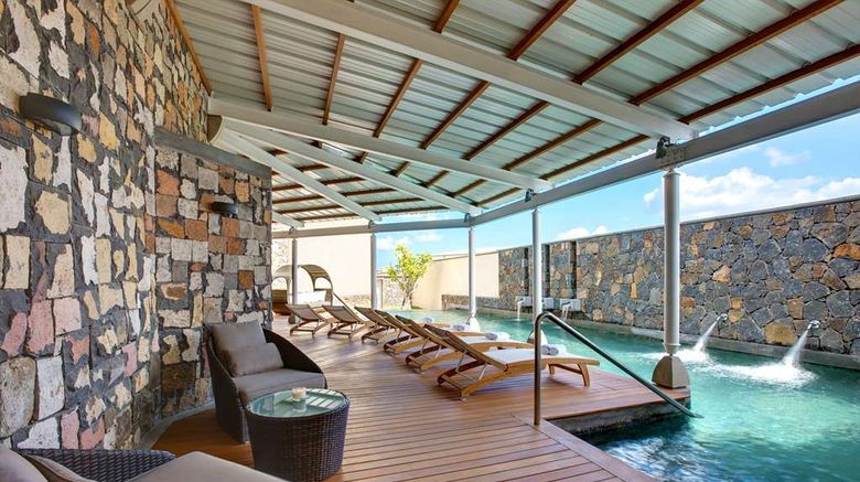 <b>Le Suffren Hotel & Marina Spa</b>. Images powered by <a href="https://iceportal.shijigroup.com/" title="IcePortal" target="_blank">IcePortal</a>.