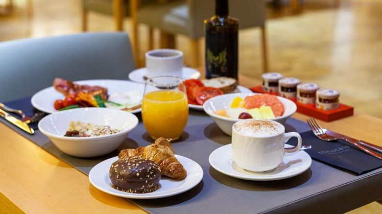 <b>Hotel Diagonal Zero Barcelona Restaurant</b>. Images powered by <a href="https://iceportal.shijigroup.com/" title="IcePortal" target="_blank">IcePortal</a>.