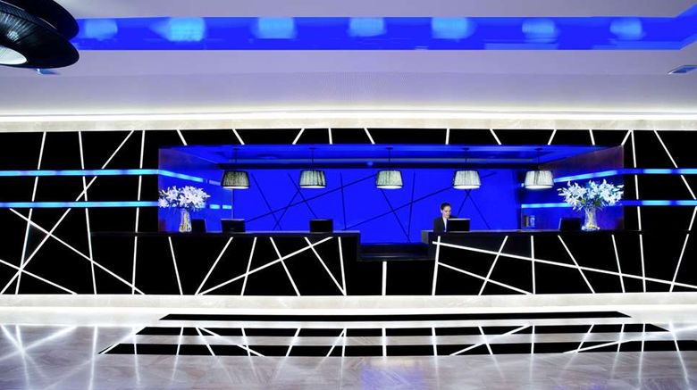 <b>Dan Panorama Haifa Lobby</b>. Images powered by <a href="https://iceportal.shijigroup.com/" title="IcePortal" target="_blank">IcePortal</a>.