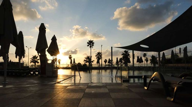 Dan Panorama Tel Aviv Pool