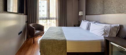 Catalonia Atenas Room