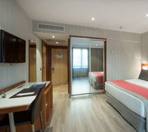 Catalonia Barcelona 505 Room