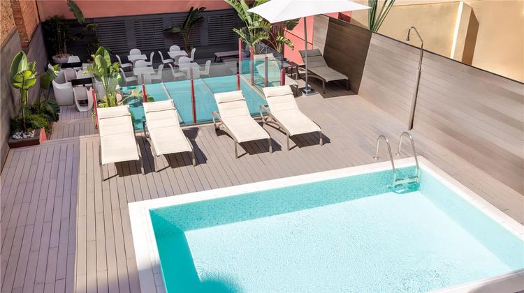 Catalonia Sagrada Familia Hotel Pool