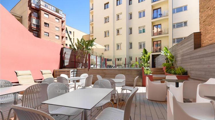 Catalonia Sagrada Familia Hotel Pool