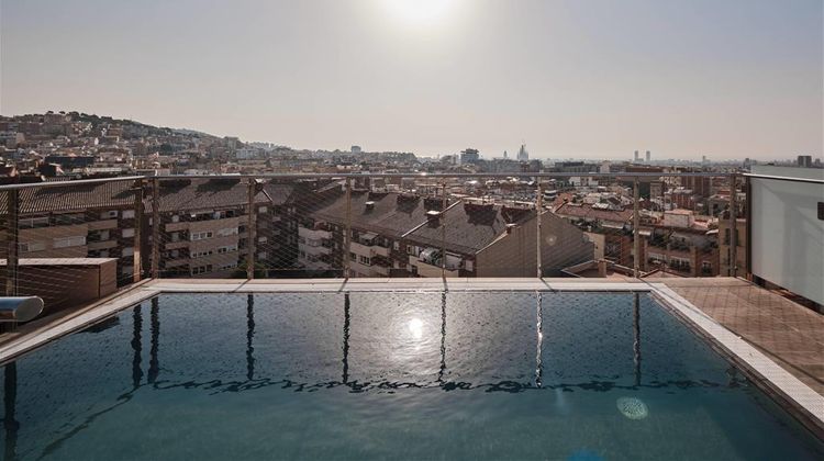 Catalonia Park Putxet Pool