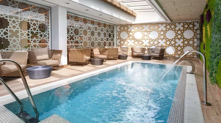 Catalonia Giralda Hotel Pool