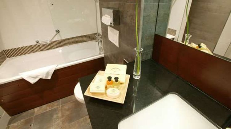 New Hotel Charlemagne Room