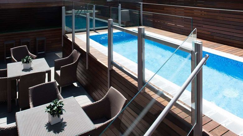 <b>Catalonia Mikado Pool</b>. Images powered by <a href="https://iceportal.shijigroup.com/" title="IcePortal" target="_blank">IcePortal</a>.