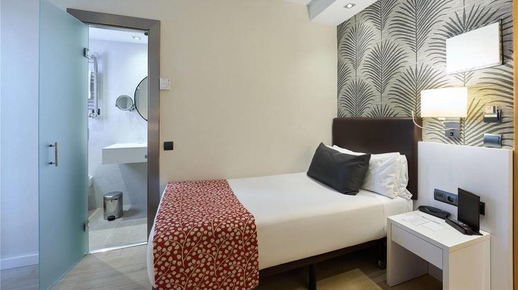 Catalonia Castellnou Room