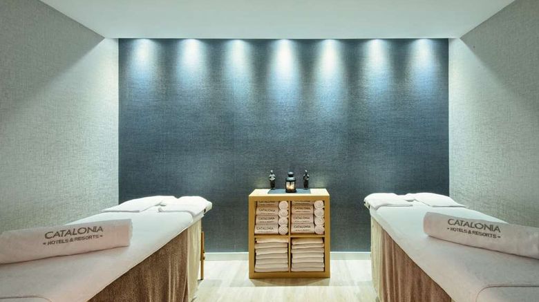 <b>Catalonia Barcelona Plaza Spa</b>. Images powered by <a href="https://iceportal.shijigroup.com/" title="IcePortal" target="_blank">IcePortal</a>.