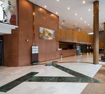 Catalonia Gran Hotel Verdi Lobby