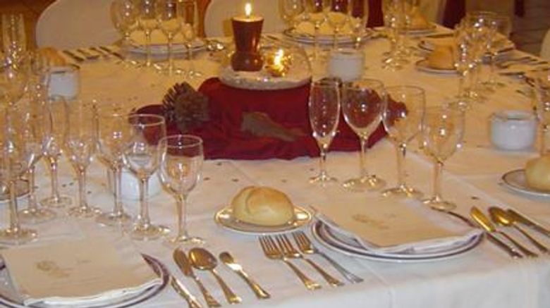 <b>Silken Rona Dalba Restaurant</b>. Images powered by <a href="https://iceportal.shijigroup.com/" title="IcePortal" target="_blank">IcePortal</a>.