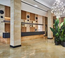 Silken Reino de Aragon Lobby