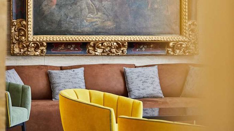 <b>Silken Reino de Aragon Lobby</b>. Images powered by <a href="https://iceportal.shijigroup.com/" title="IcePortal" target="_blank">IcePortal</a>.