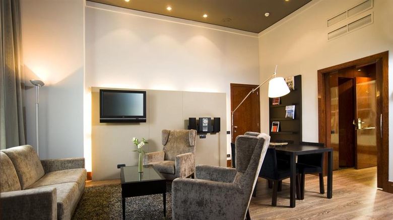 <b>Silken Gran Hotel Havana Room</b>. Images powered by <a href="https://iceportal.shijigroup.com/" title="IcePortal" target="_blank">IcePortal</a>.