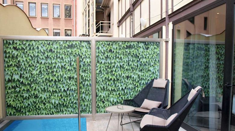 <b>Catalonia Plaza Cataluna Room</b>. Images powered by <a href="https://iceportal.shijigroup.com/" title="IcePortal" target="_blank">IcePortal</a>.