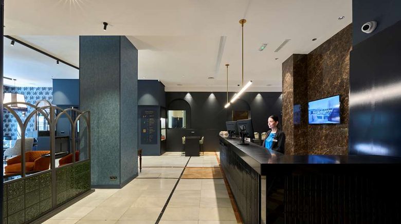 <b>Catalonia Plaza Cataluna Lobby</b>. Images powered by <a href="https://iceportal.shijigroup.com/" title="IcePortal" target="_blank">IcePortal</a>.
