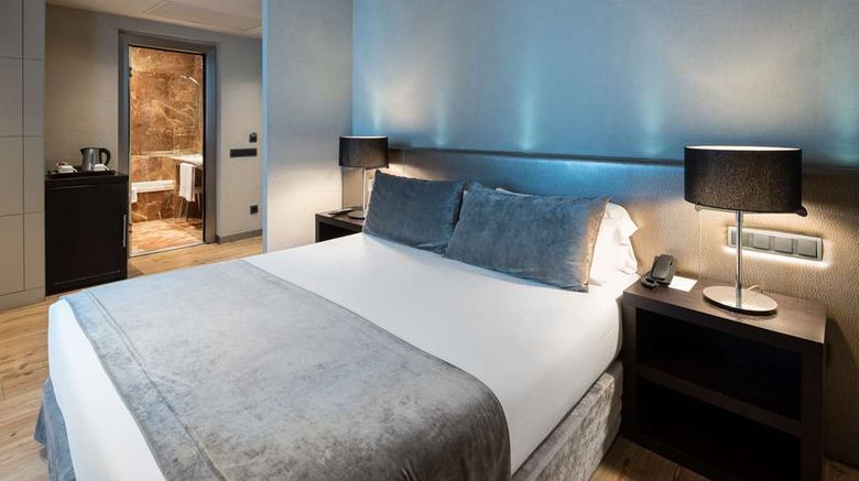 <b>Catalonia Portal Del Angel Room</b>. Images powered by <a href="https://iceportal.shijigroup.com/" title="IcePortal" target="_blank">IcePortal</a>.