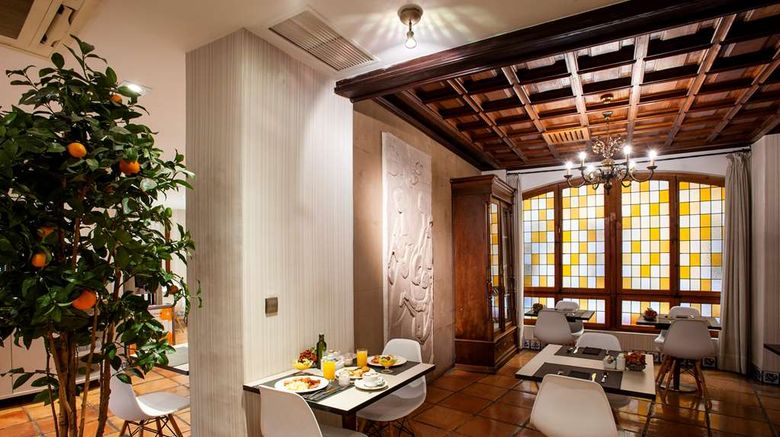 <b>Catalonia Conde de Floridablanca Restaurant</b>. Images powered by <a href="https://iceportal.shijigroup.com/" title="IcePortal" target="_blank">IcePortal</a>.