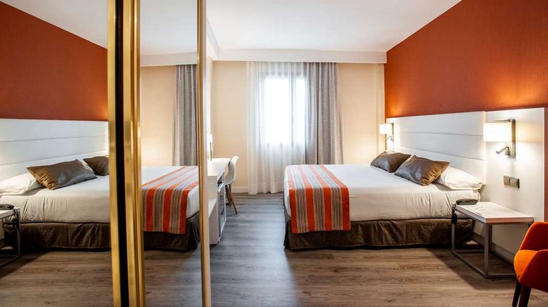 <b>Catalonia Conde de Floridablanca Room</b>. Images powered by <a href="https://iceportal.shijigroup.com/" title="IcePortal" target="_blank">IcePortal</a>.
