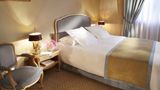 <b>Hotel Splendid Etoile Room</b>. Images powered by <a href="https://iceportal.shijigroup.com/" title="IcePortal" target="_blank">IcePortal</a>.