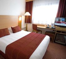 Forest Hill Paris Meudon Room