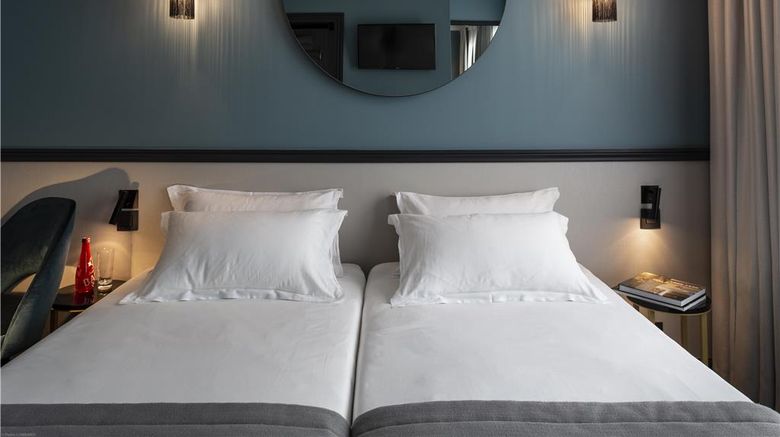 <b>Hotel Lenox Montparnasse Room</b>. Images powered by <a href="https://iceportal.shijigroup.com/" title="IcePortal" target="_blank">IcePortal</a>.