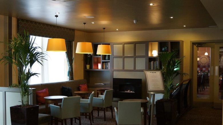 <b>The Caledonian Hotel Lobby</b>. Images powered by <a href="https://iceportal.shijigroup.com/" title="IcePortal" target="_blank">IcePortal</a>.