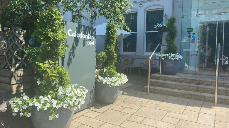 <b>The Caledonian Hotel Exterior</b>. Images powered by <a href="https://iceportal.shijigroup.com/" title="IcePortal" target="_blank">IcePortal</a>.