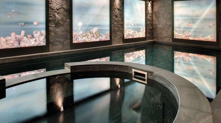 La Demeure Montaigne Pool