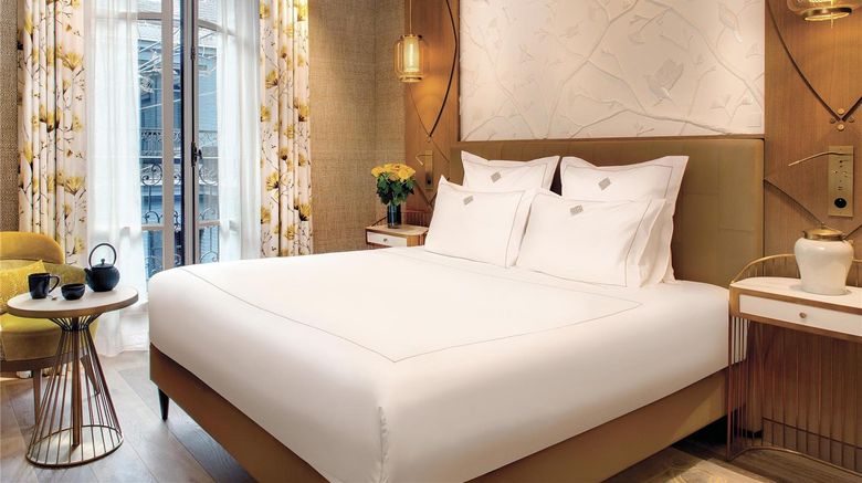 <b>La Demeure Montaigne Room</b>. Images powered by <a href="https://iceportal.shijigroup.com/" title="IcePortal" target="_blank">IcePortal</a>.