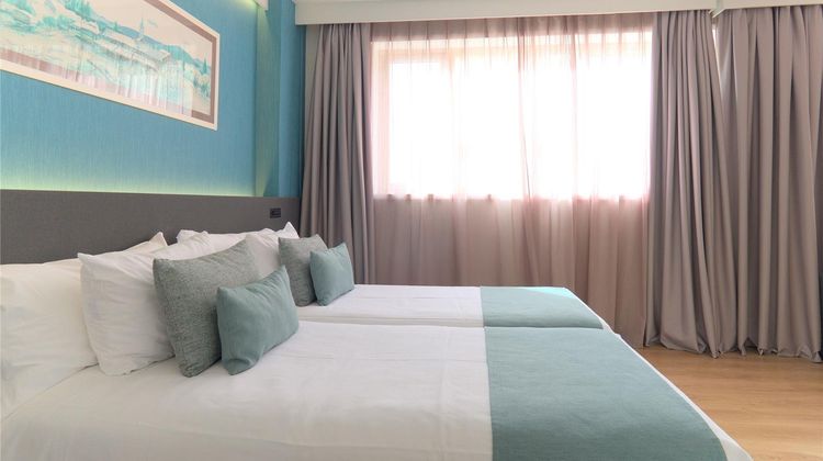 Aparthotel Atenea Room