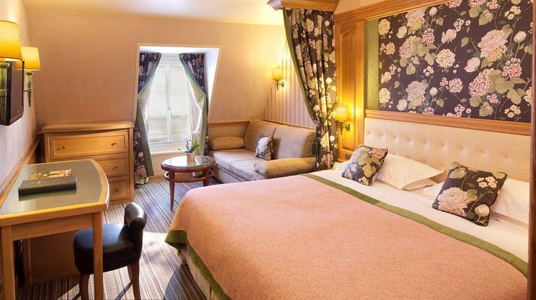 <b>Hotel La Perle Room</b>. Images powered by <a href="https://iceportal.shijigroup.com/" title="IcePortal" target="_blank">IcePortal</a>.