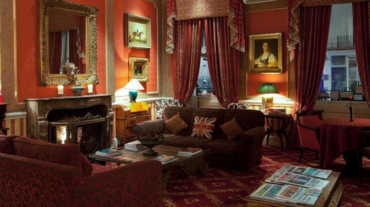 The Leonard Hotel & Residence Lobby