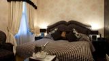 <b>The Leonard Hotel & Residence Room</b>. Images powered by <a href="https://iceportal.shijigroup.com/" title="IcePortal" target="_blank">IcePortal</a>.