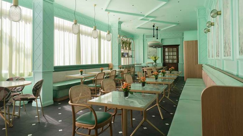 <b>Degli Aranci Hotel Restaurant</b>. Images powered by <a href="https://iceportal.shijigroup.com/" title="IcePortal" target="_blank">IcePortal</a>.
