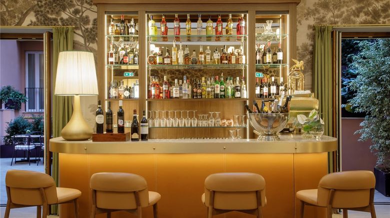 <b>Imperiale Hotel Restaurant</b>. Images powered by <a href="https://iceportal.shijigroup.com/" title="IcePortal" target="_blank">IcePortal</a>.